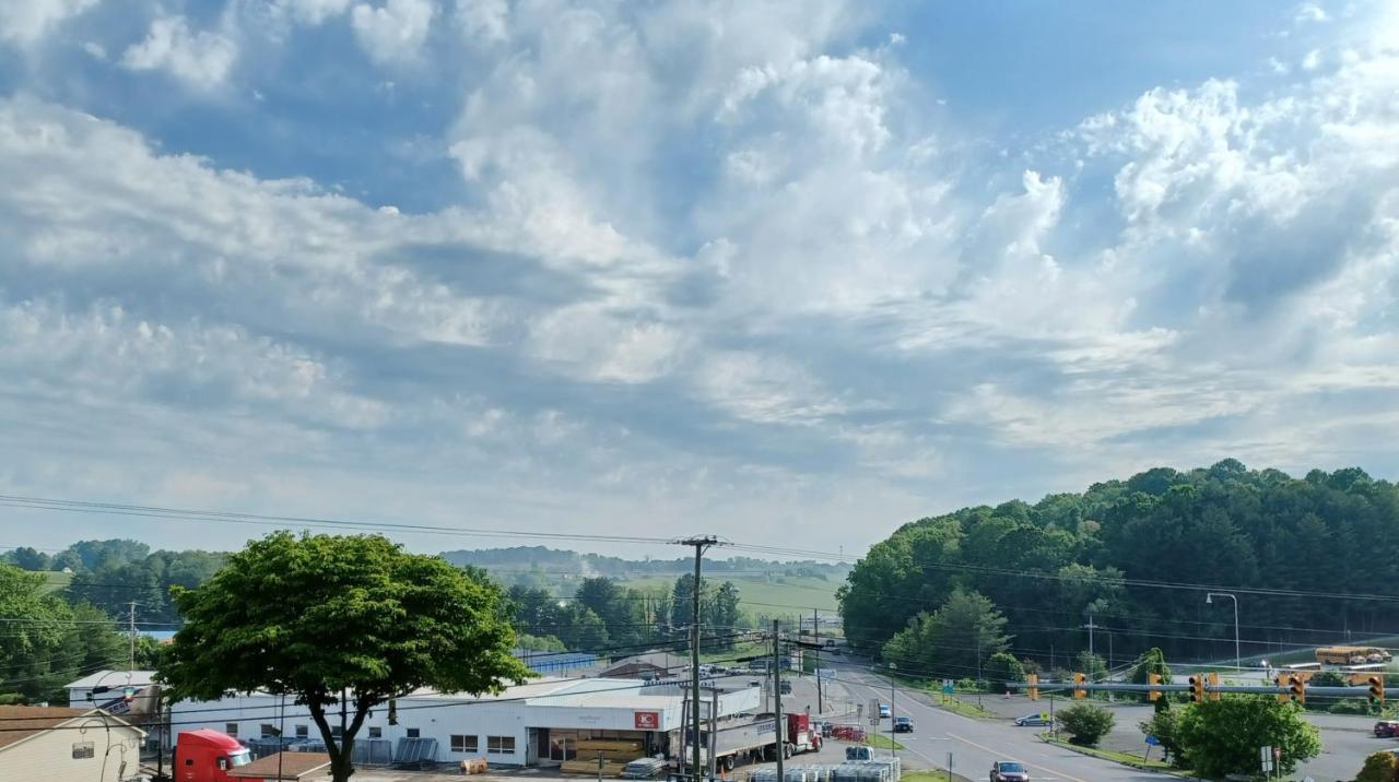 Knob Hill Motor Lodge Hillsville Eksteriør bilde