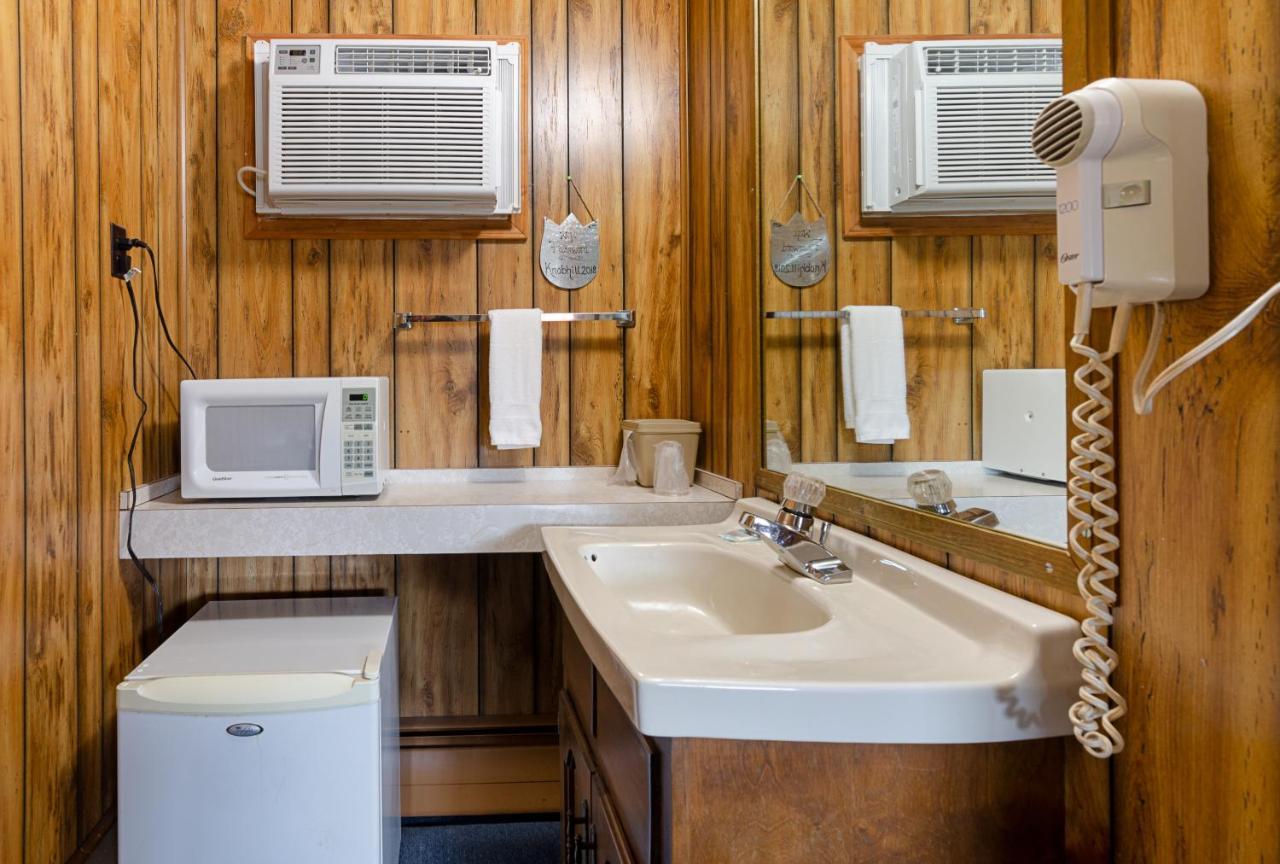 Knob Hill Motor Lodge Hillsville Eksteriør bilde