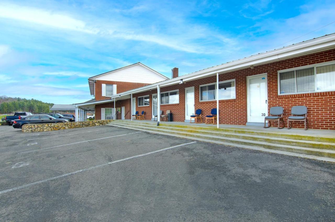 Knob Hill Motor Lodge Hillsville Eksteriør bilde